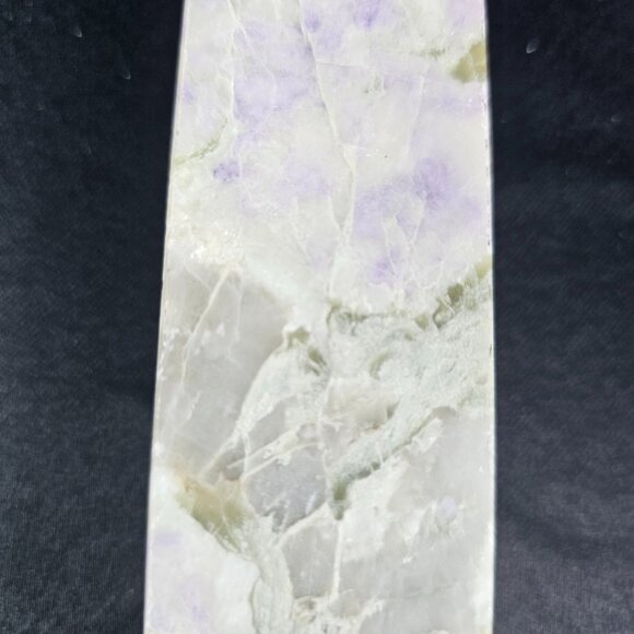 Green & Purple Jade Tower - Picture 5 of 10